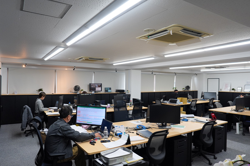 らしくない事務所