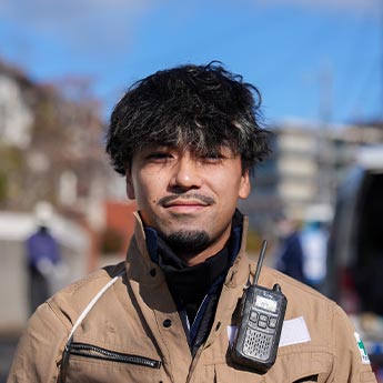 スタッフインタビュー